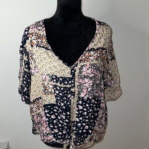1010 Ten‎ Ten Sz 1X Boho short sleeves rayon patch top floral print Sz 1X